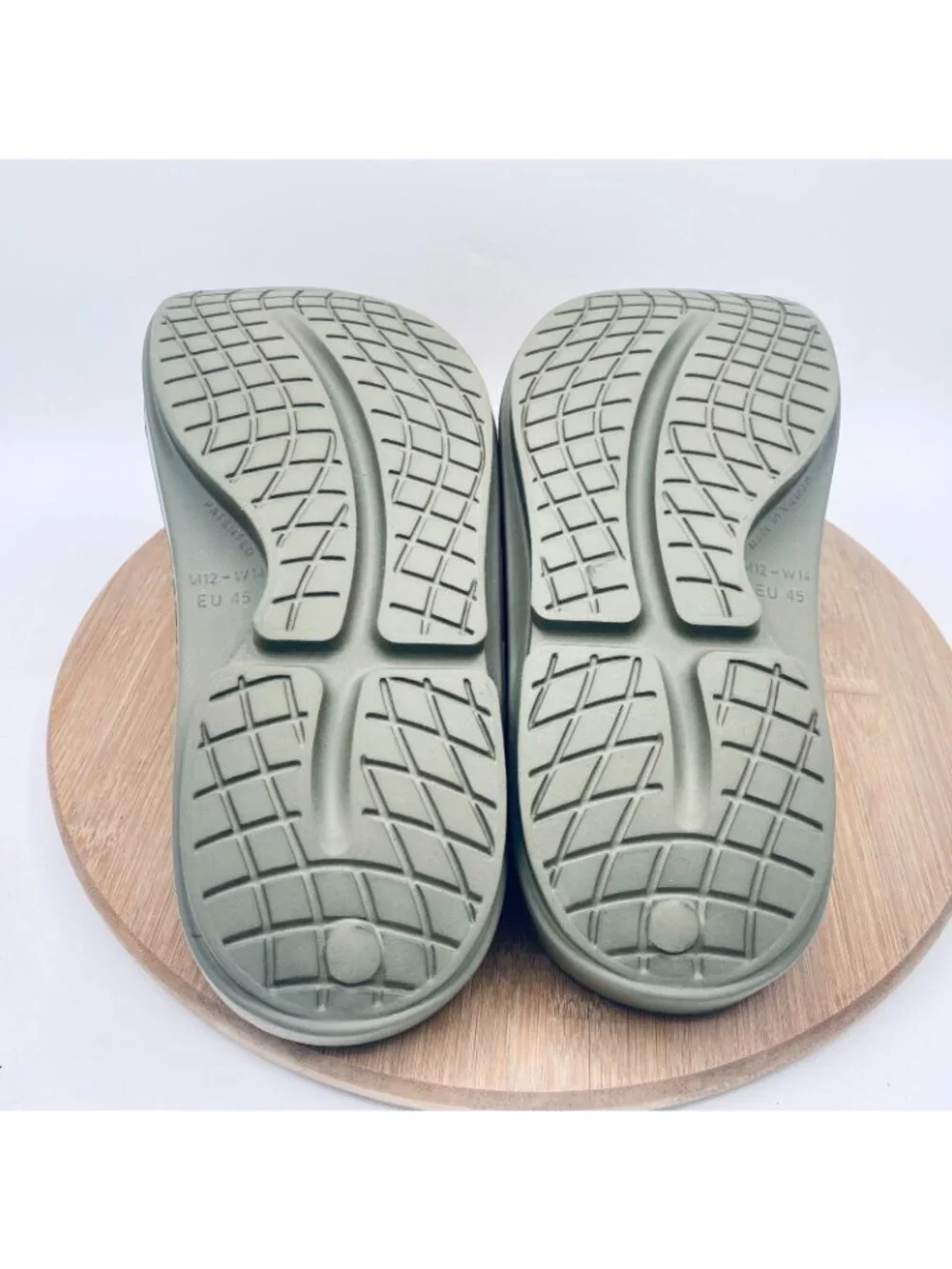 Oofos Sandals Mens 12 Green Rubber Ooaah Slip On Comfort Recovery Slides